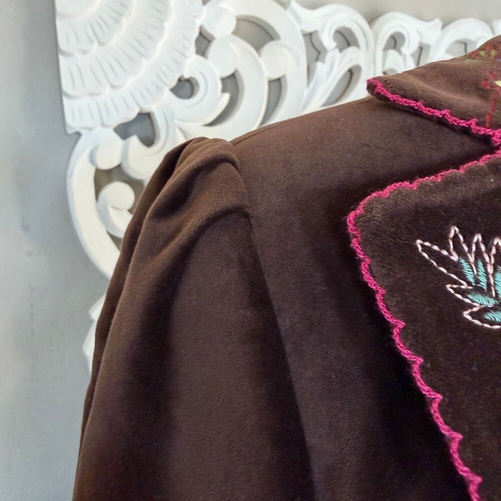 Moda International Embroidered Velvet Blazer - Picture 3 of 6